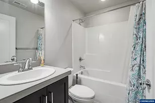 3971 Village Center Dr SE, Salem, OR 97302 - Photo 25