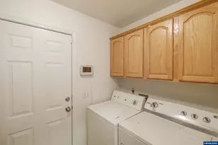 2587 Hoo Doo Dr NW, Salem, OR 97304 - Photo 17
