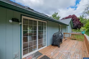 2295 Ironwood St, Sweet Home, OR 97386 - Photo 39