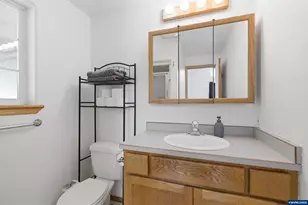 2295 Ironwood St, Sweet Home, OR 97386 - Photo 19