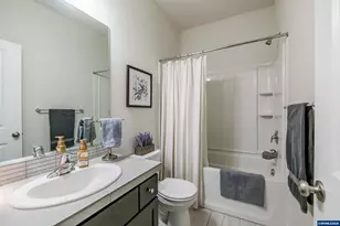 5055 Comet St NE, Salem, OR 97305 - Photo 9