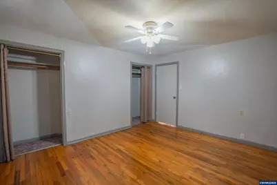 380 S 7th St, Lebanon, OR 97355 - Photo 15