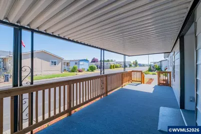 5422 Portland Rd NE #79, Salem, OR 97305 - Photo 3