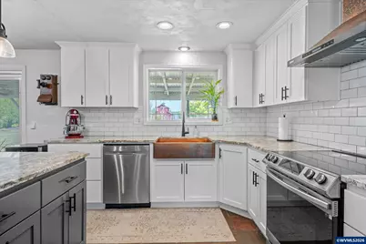 2213 Perkins Rd NE, Keizer, OR 97303 - Photo 11