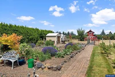 2213 Perkins Rd NE, Keizer, OR 97303 - Photo 33