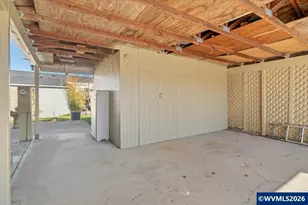 2410 Lancaster Dr SE, Salem, OR 97317 - Photo 41