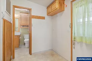 2410 Lancaster Dr SE, Salem, OR 97317 - Photo 19