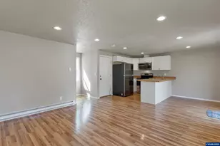 4615 Buffalo Ct SE, Salem, OR 97317 - Photo 9