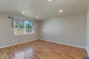 4615 Buffalo Ct SE, Salem, OR 97317 - Photo 7