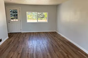 840 SW Cherry St, Willamina, OR 97396 - Photo 5