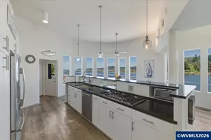 9180 Keys Pl, Gleneden Beach, OR 97388 - Photo 13