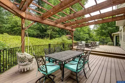 5729 NW Wintercreek Dr, Corvallis, OR 97330 - Photo 41