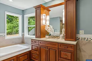 5729 NW Wintercreek Dr, Corvallis, OR 97330 - Photo 27