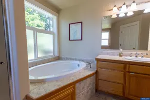 4775 Mehama Lp NE, Salem, OR 97305 - Photo 39