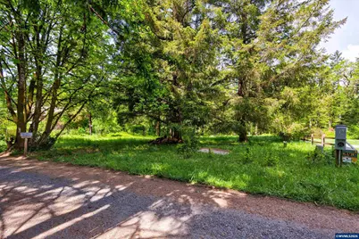 Nw Wild Rose Dr, Corvallis, OR 97330 - Photo 3