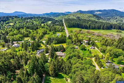 Nw Wild Rose Dr, Corvallis, OR 97330 - Photo 15