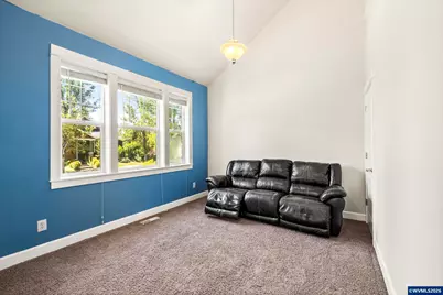 1703 Webb Lake Dr, Silverton, OR 97381 - Photo 9