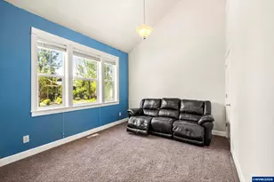 1703 Webb Lake Dr, Silverton, OR 97381 - Photo 9