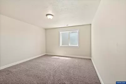 1703 Webb Lake Dr, Silverton, OR 97381 - Photo 13