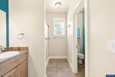 1703 Webb Lake Dr, Silverton, OR 97381 - Photo 21