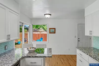1525 Evergreen Av NE, Salem, OR 97301 - Photo 15
