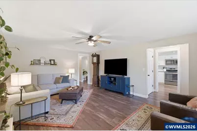 1895 Aerial Wy SE, Salem, OR 97302 - Photo 5