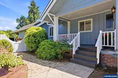 1582 SE Davis St, McMinnville, OR 97128 - Photo 5