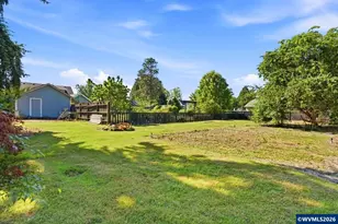 1582 SE Davis St, McMinnville, OR 97128 - Photo 43