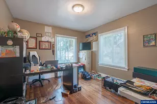 2595 Brooks Ave NE, Salem, OR 97301 - Photo 13
