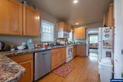 2595 Brooks Av NE, Salem, OR 97301 - Photo 7