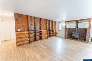 2025 Pine St, Florence, OR 97439 - Photo 5