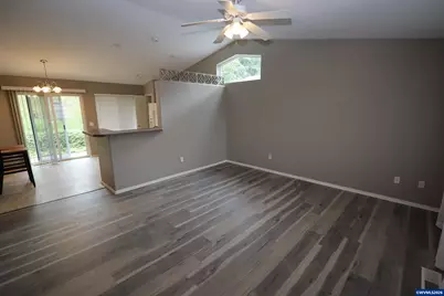 530 Summerview Dr, Stayton, OR 97383 - Photo 5