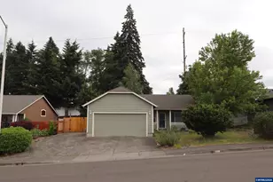 530 Summerview Dr, Stayton, OR 97383 - Photo 1