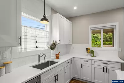 1295 14th St NE, Salem, OR 97301 - Photo 19