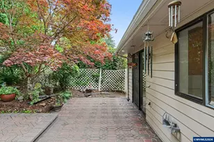 675 Fairview Ave SE, Salem, OR 97302 - Photo 29