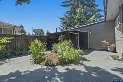 365 Boone Rd SE, Salem, OR 97306 - Photo 35