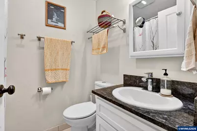 1421 Jefferson St SE, Albany, OR 97322 - Photo 21