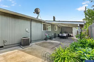 1421 Jefferson St SE, Albany, OR 97322 - Photo 29