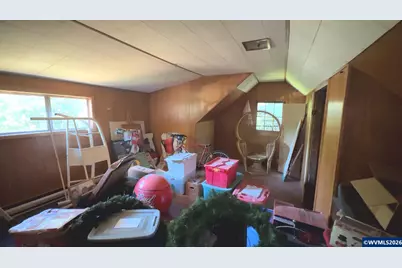 981 15th St NE, Salem, OR 97301 - Photo 9