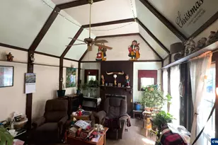 981 15th St NE, Salem, OR 97301 - Photo 3