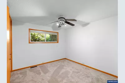 1650 N Scenic View Dr, Stayton, OR 97383 - Photo 19