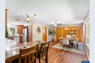 1650 N Scenic View Dr, Stayton, OR 97383 - Photo 5