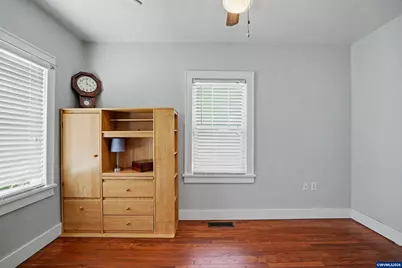 2155 Mill St SE, Salem, OR 97301 - Photo 11