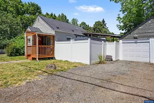 2155 Mill St SE, Salem, OR 97301 - Photo 3