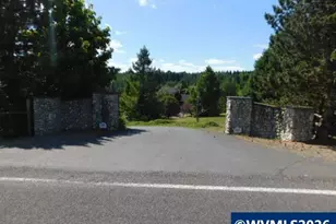 8389 Konaway Lp S, Salem, OR 97306 - Photo 1