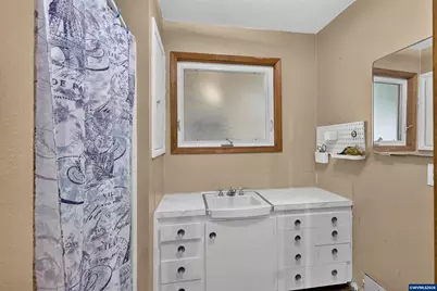 288 SW Mill St, Dallas, OR 97338 - Photo 39