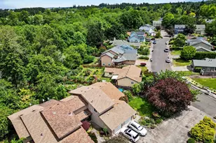 1674 SW Country Club Pl, Corvallis, OR 97330 - Photo 5