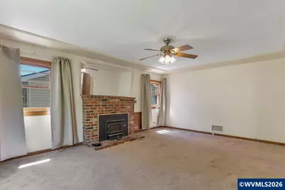 1245 18th St NE, Salem, OR 97301 - Photo 7