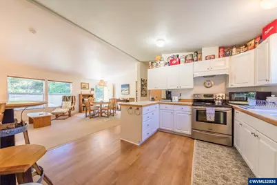 1232 SE 2nd Ct, Lincoln City, OR 97367 - Photo 15