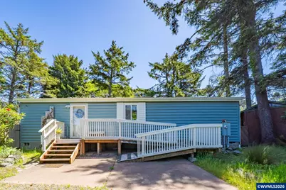 1232 SE 2nd Ct, Lincoln City, OR 97367 - Photo 1